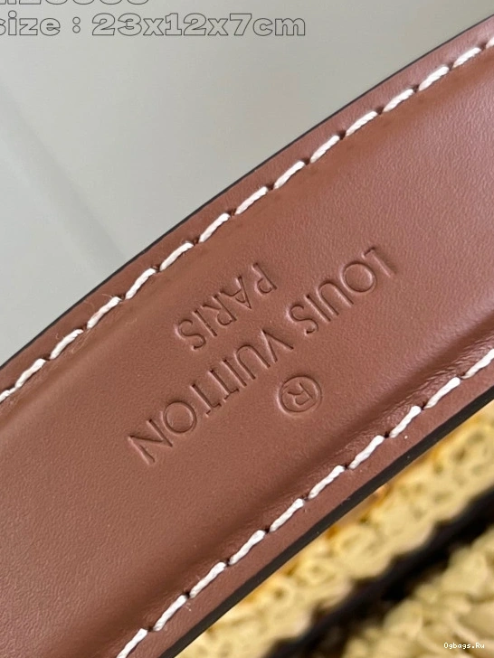 VUITTON West-23.5*12*7CM Twist LOUIS 0518